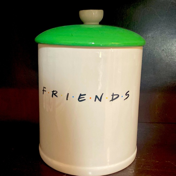 Friends themed canister - Picture 1 of 4